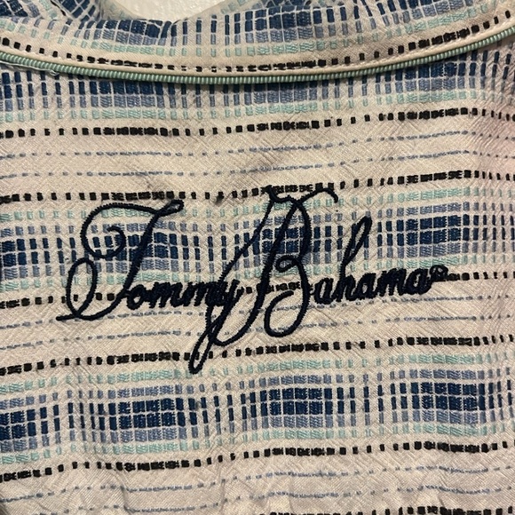 100% Silk Tommy Bahama size XXL Coastal Button Down Shirt perfect for vacation! - Picture 6 of 7